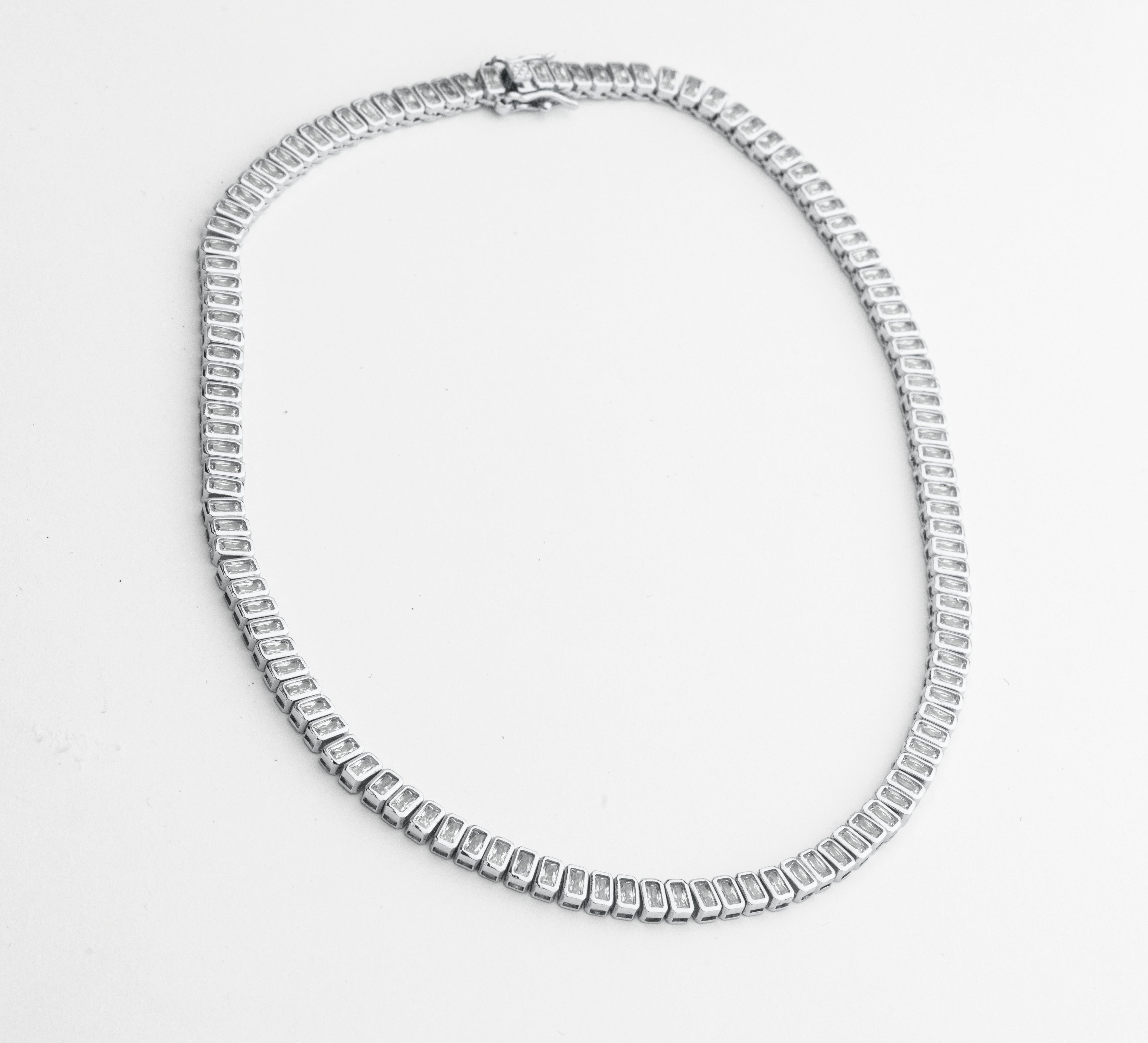 Laura Necklace & Bracelet