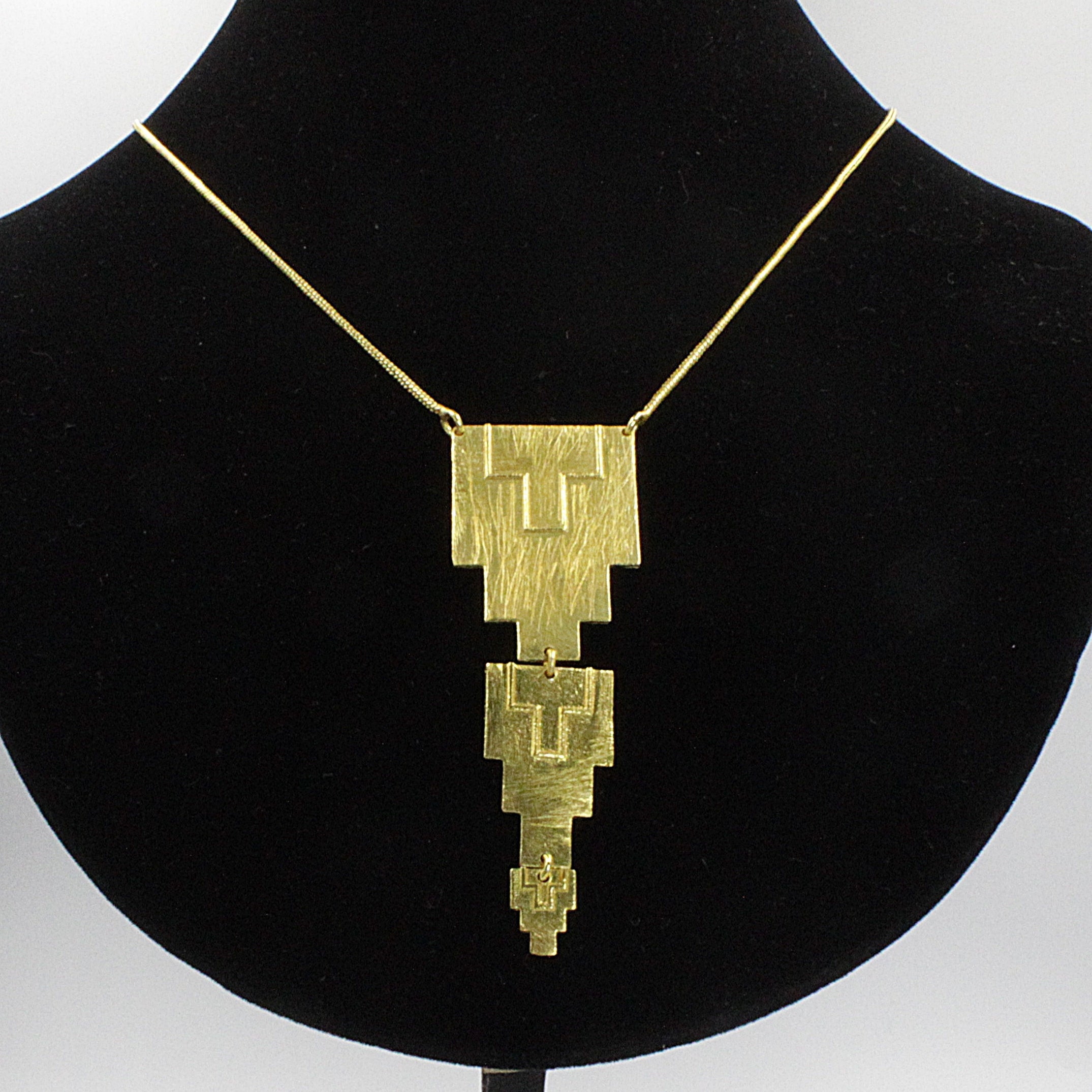 KAVANAGH necklace with gold-plated pendant