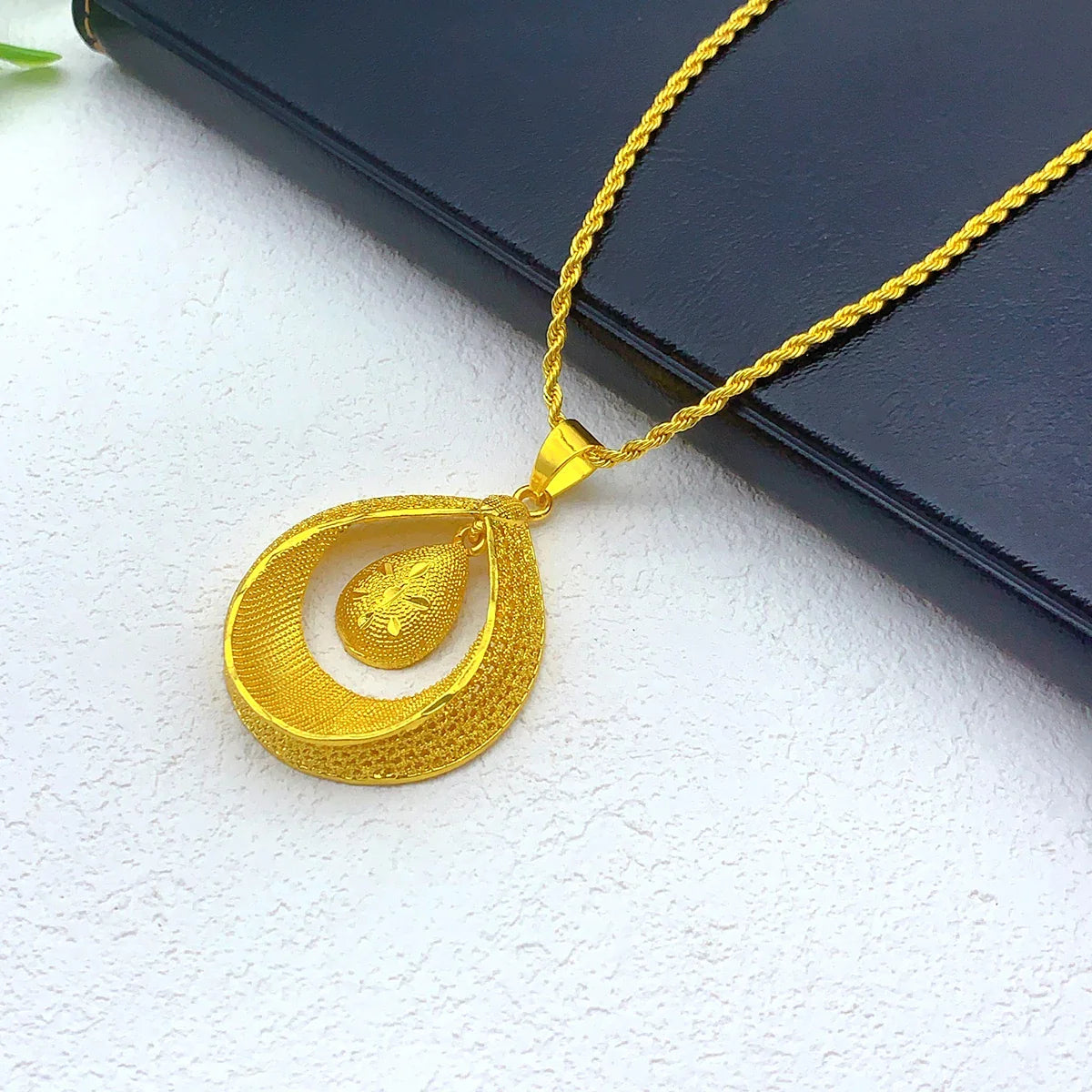 NNEOBA Gold Plated Necklace Earrings Bridal Set