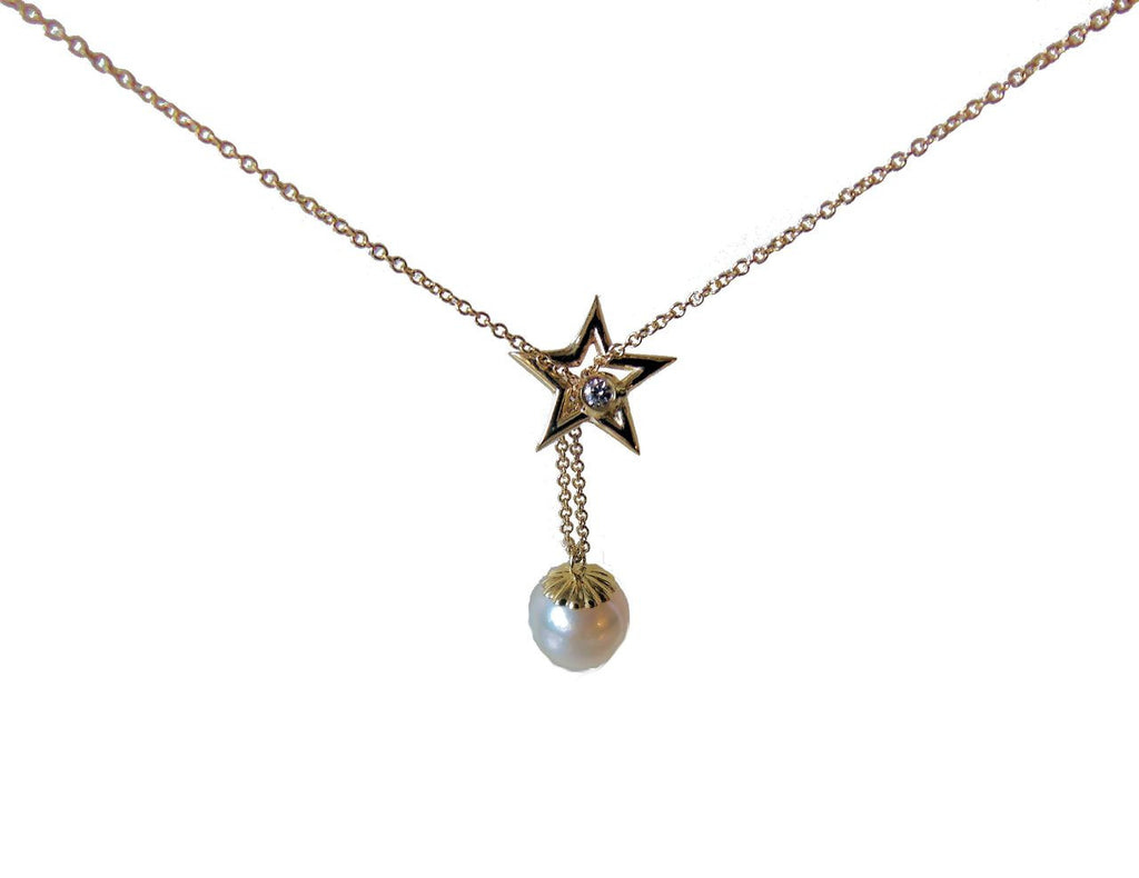 Delicate Star, Diamond & Akoya Pearl necklace in 14K Gold