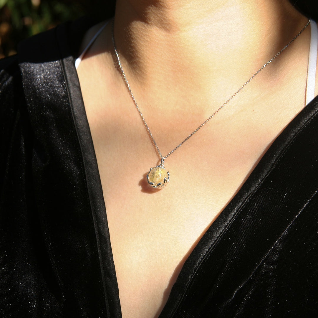 NNEDSZ Gift Box - Aroma Necklace White Gold - Planet Stardust Crystal (Gold Clear) + Purify Oil Blend